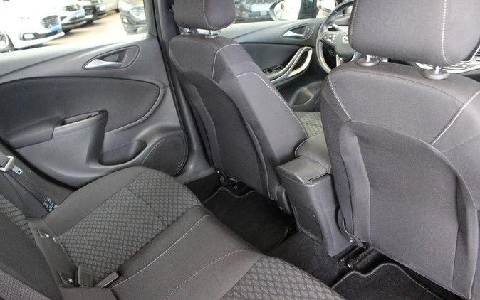 Opel Astra cena 49999 przebieg: 106710, rok produkcji 2019 z Wieleń małe 232